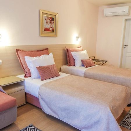 Hotel Acropolis Varna Exterior photo